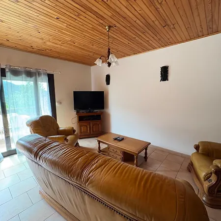 Appartement Olivese Апартаменты *